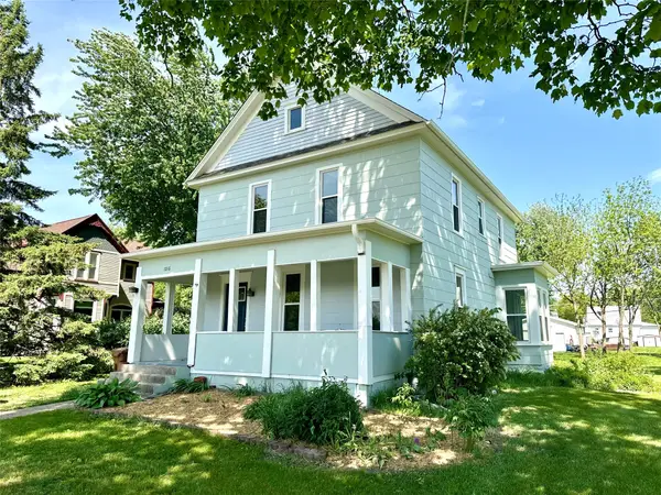 1016 Elm Street, Grinnell, IA 50112