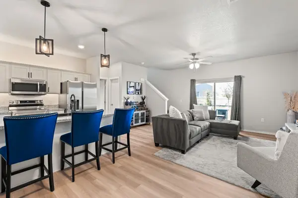 270 NW Greenwood Place, Waukee, IA 50263