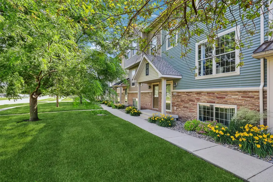 3600 SE Glenstone Drive #206, Grimes, IA 50111 - #2