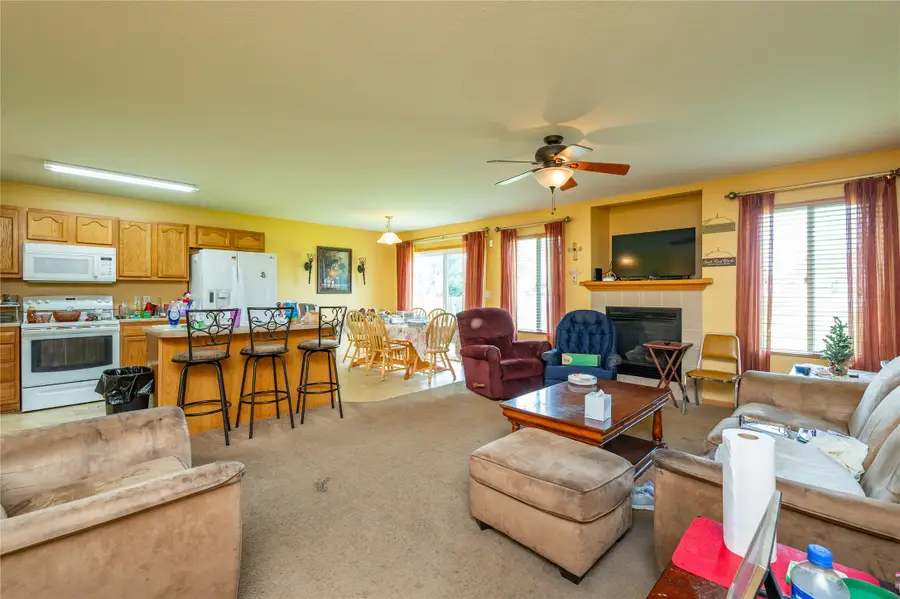 1330 10th Avenue Se, Altoona, IA 50009 - #3