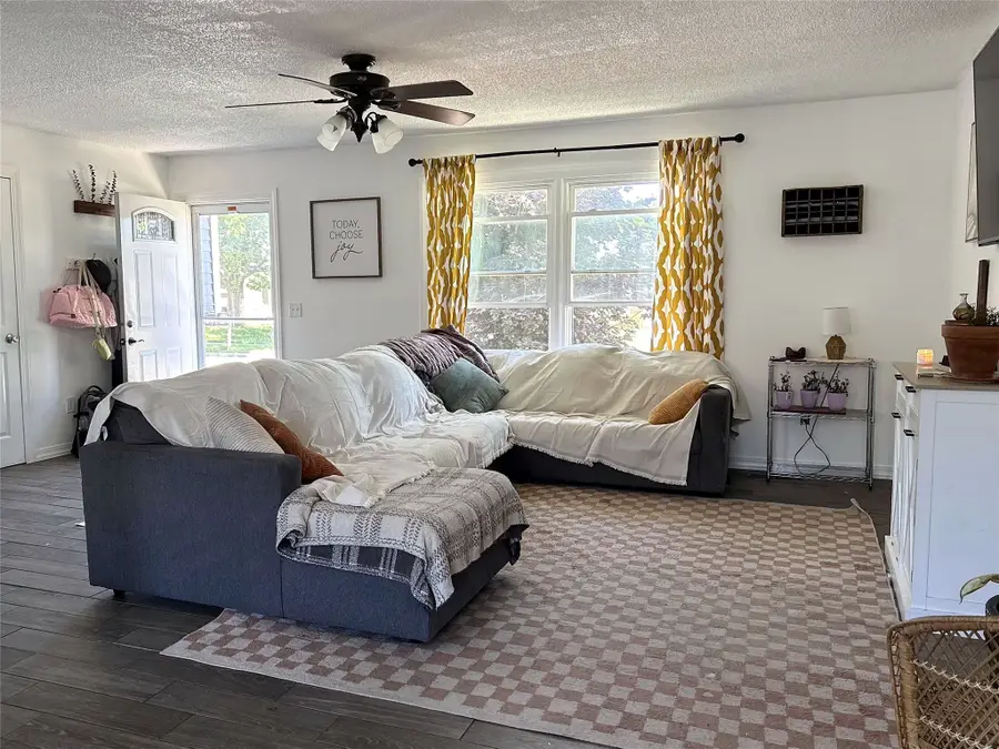 512 NE 9th Street, Grimes, IA 50111 - #3