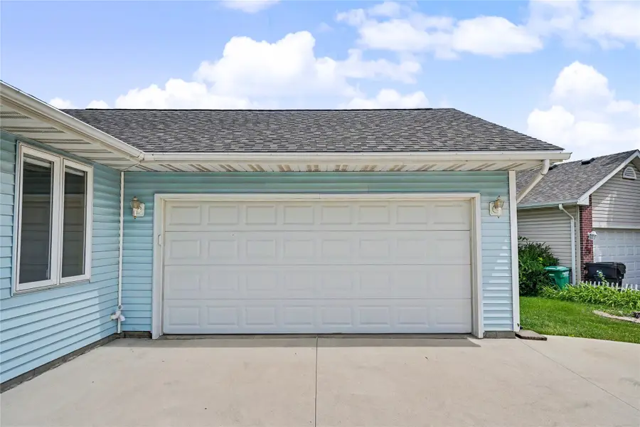 604 SE Tower Court, Ankeny, IA 50021 - #3