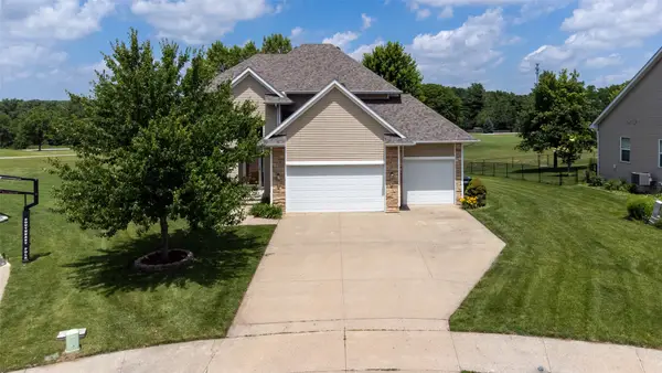 4850 Andrews Place, Pleasant Hill, IA 50327