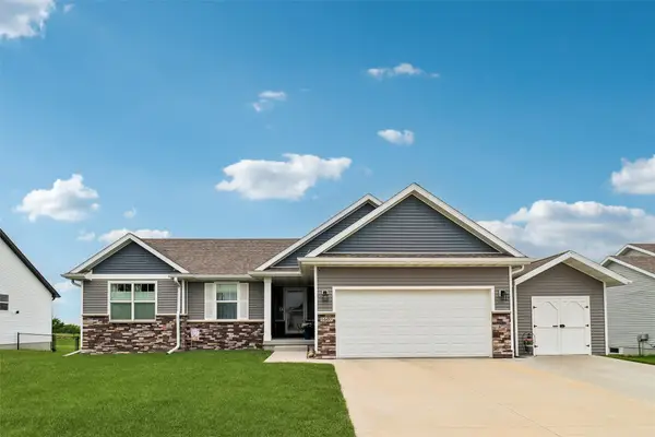 1607 NE 2nd Street, Stuart, IA 50250