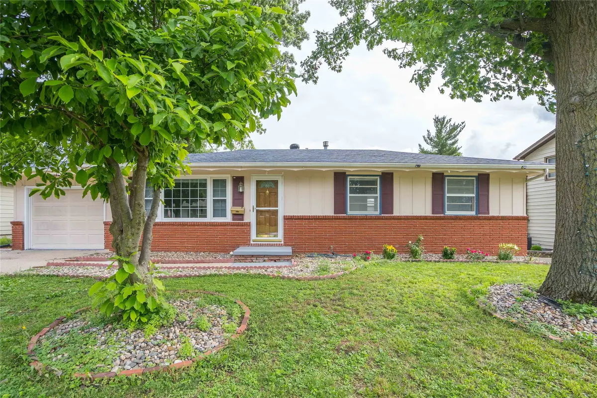 825 SE 4th Street, Ankeny, IA 50021 - #1