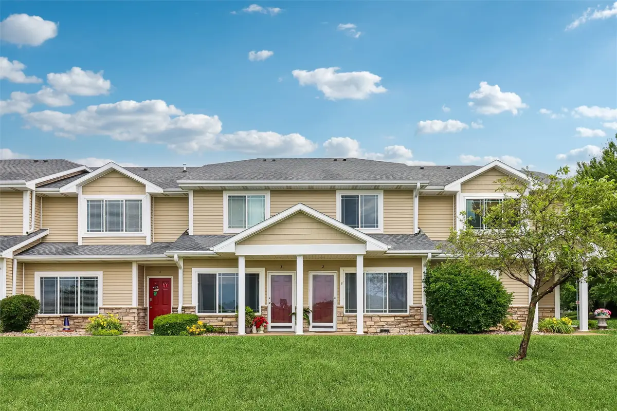 2200 Hart Avenue #2, Des Moines, IA 50320 - #1