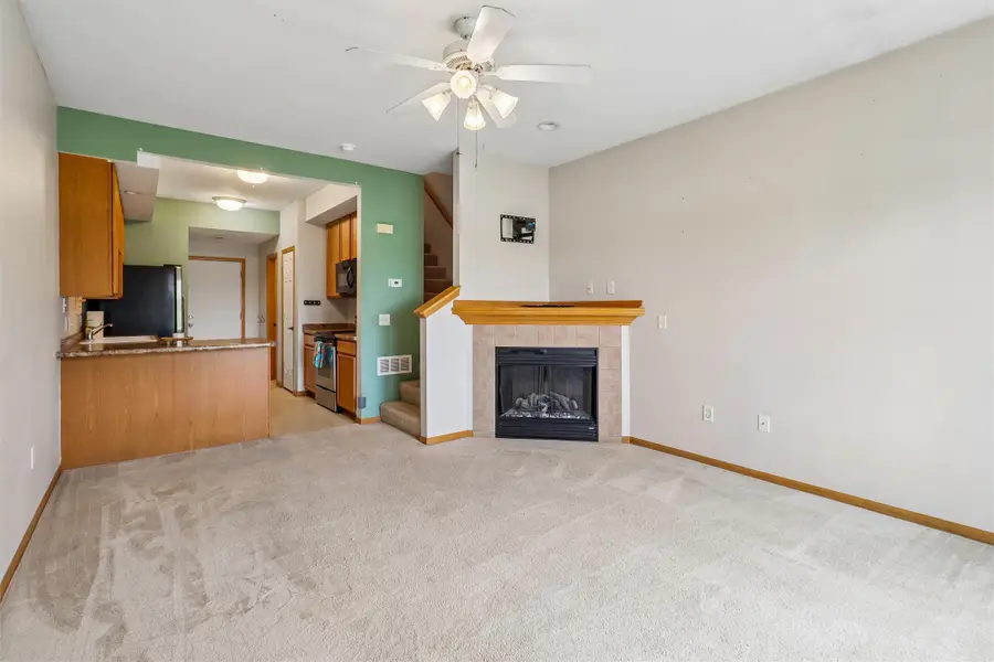 2200 Hart Avenue #2, Des Moines, IA 50320 - #2