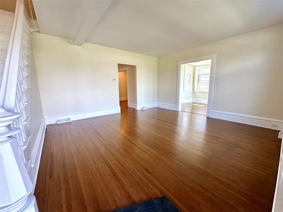1232 Main Street, Grinnell, IA 50112 - #3
