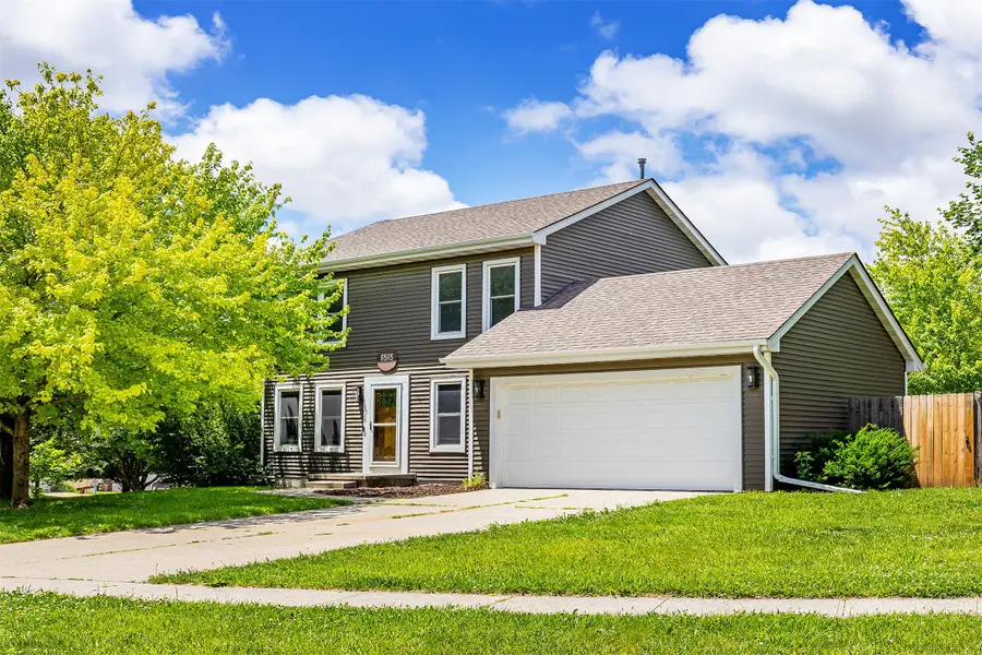 6565 Center Street, West Des Moines, IA 50266 - #2