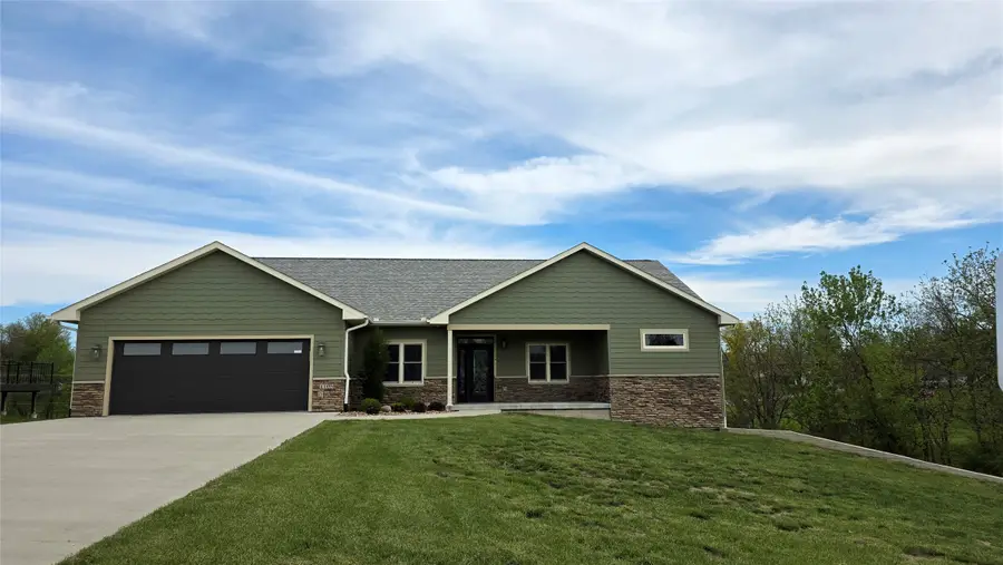 1105 Lucas Avenue, Chariton, IA 50049 - #2