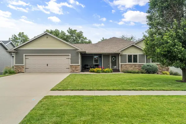 409 Big Bluestem Drive, Monroe, IA 50170