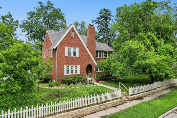 1094 28th Street, Des Moines, IA 50311
