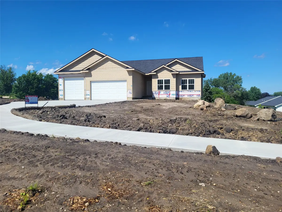 197 E Bridge Circle, Polk City, IA 50226 - #1