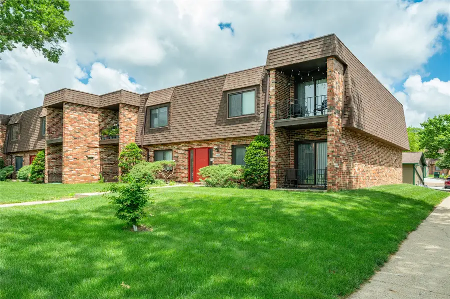 4633 Woodland Avenue #1, West Des Moines, IA 50266 - #2