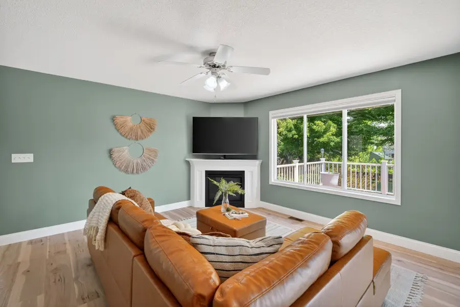 875 SE Bobwhite Lane, Waukee, IA 50263 - #3