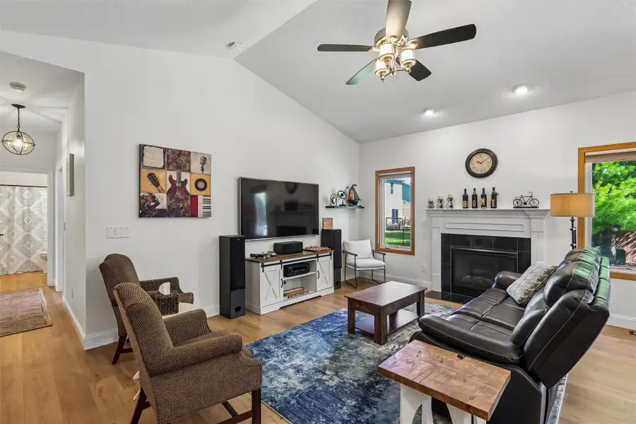 910 NE 45th Street, Ankeny, IA 50021 - #2