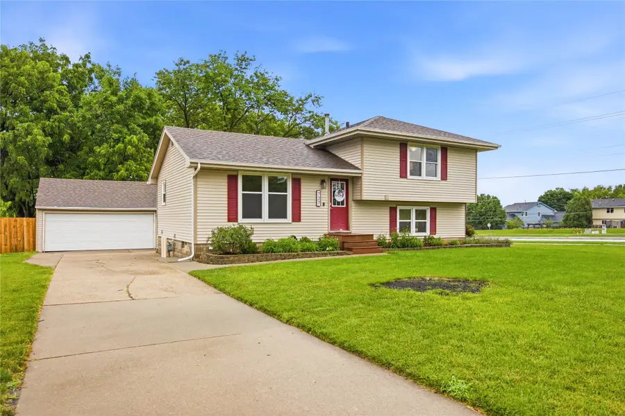 727 22nd Avenue Sw, Altoona, IA 50009 - #2