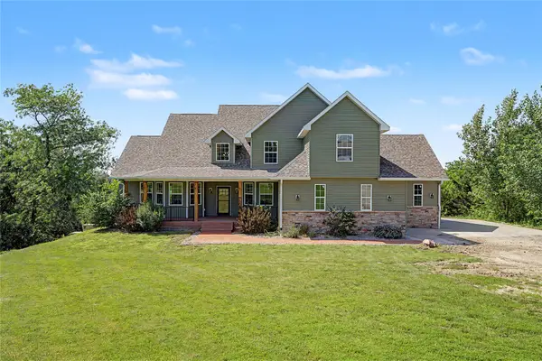 7501 N Onyx Trail, Indianola, IA 50125