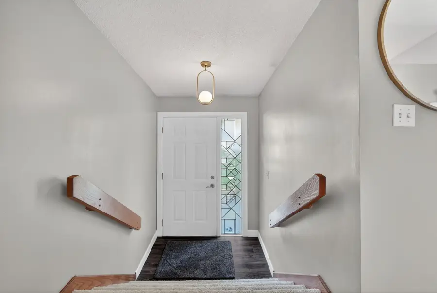 5469 Dakota Drive, West Des Moines, IA 50266 - #3