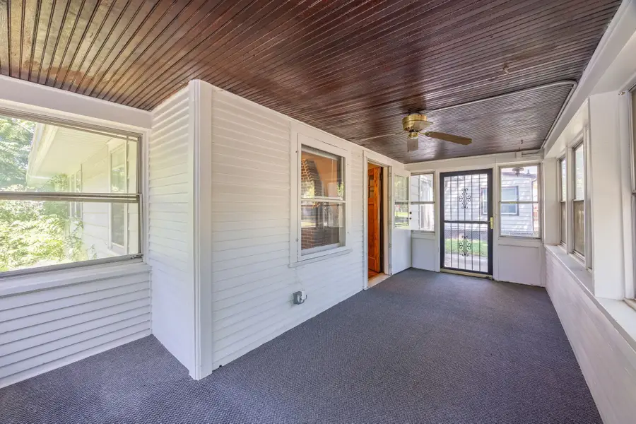3310 4th Street, Des Moines, IA 50313 - #2