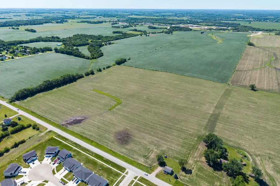 000 NE 27th Avenue, Altoona, IA 50009 - #2