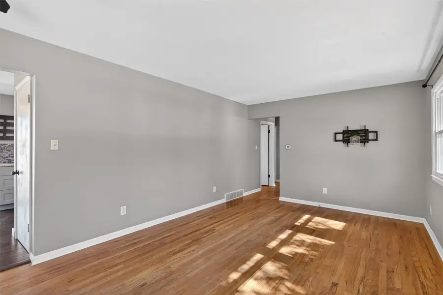 810 SE Belmont Drive, Ankeny, IA 50021 - #3