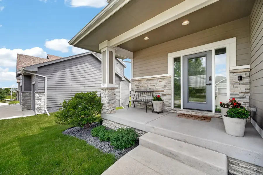 815 NE Elk Run Drive, Waukee, IA 50263 - #2