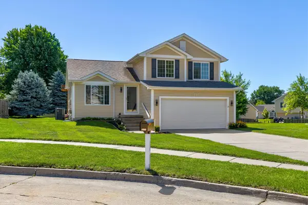 3111 SW Fox Run Drive, Ankeny, IA 50023