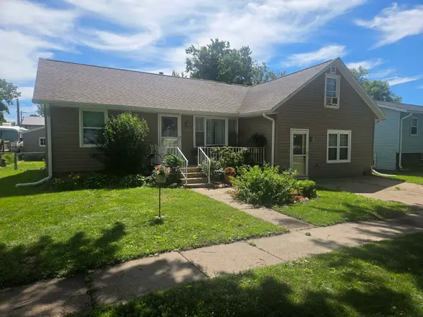 303 14th Street, Grand Junction, IA 50107