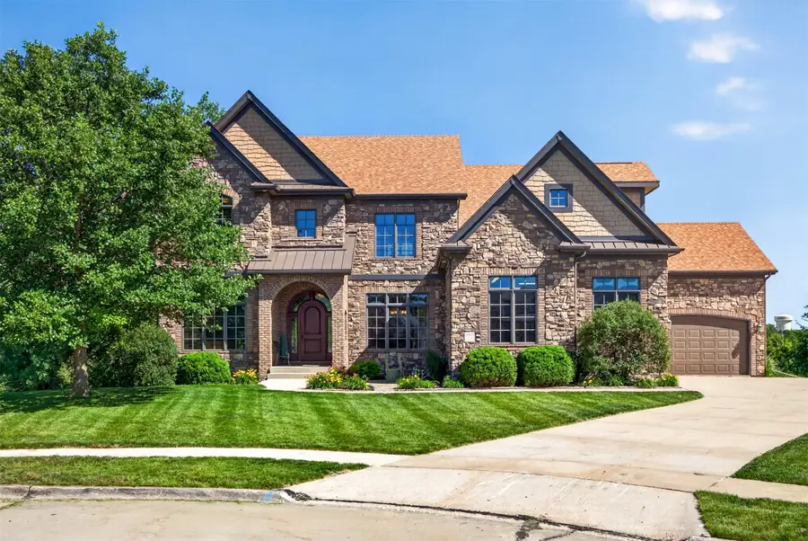 4062 NW 171st Court, Clive, IA 50325 - #2