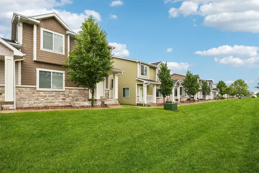 515 10th Street, Waukee, IA 50263 - #2