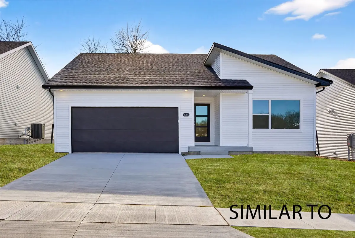 4278 Grover Woods Lane, Des Moines, IA 50317 - #1