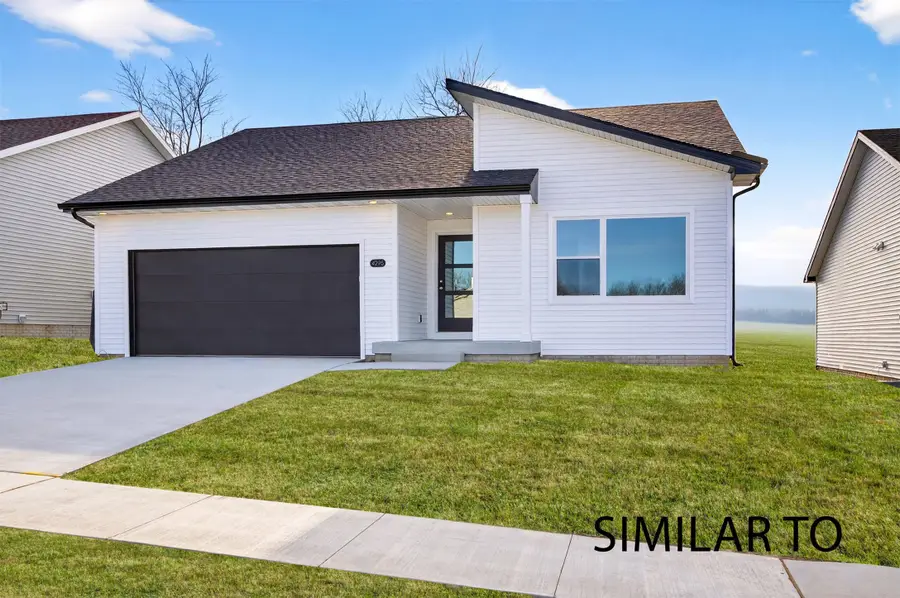 4278 Grover Woods Lane, Des Moines, IA 50317 - #2
