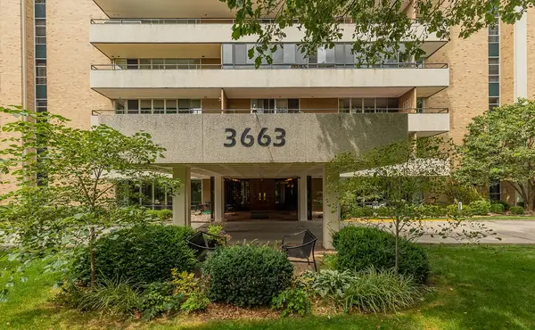 3663 Grand Avenue #402, Des Moines, IA 50312
