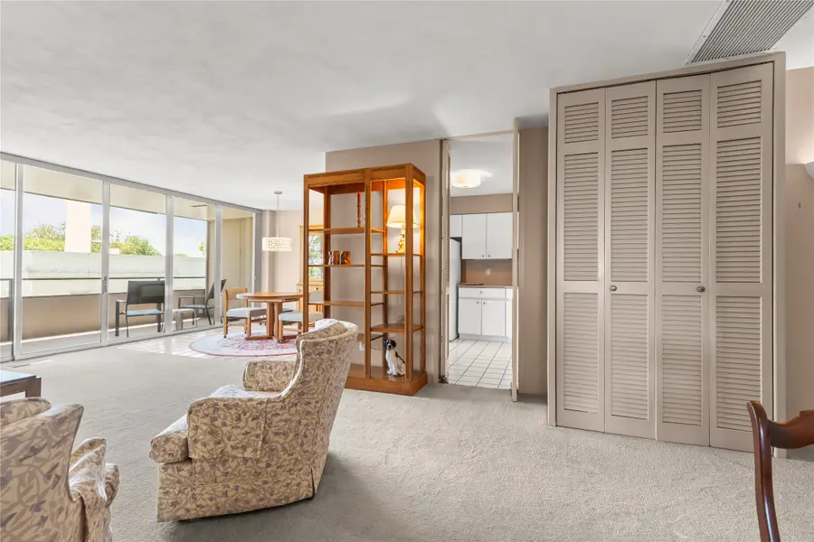 3663 Grand Avenue #402, Des Moines, IA 50312 - #3