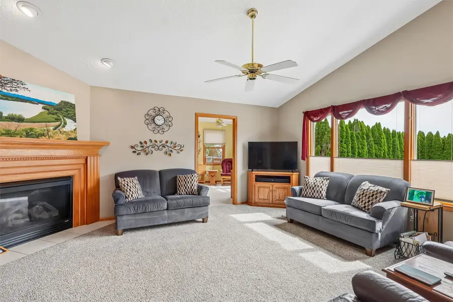 215 SE Lowell Drive, Ankeny, IA 50021 - #2
