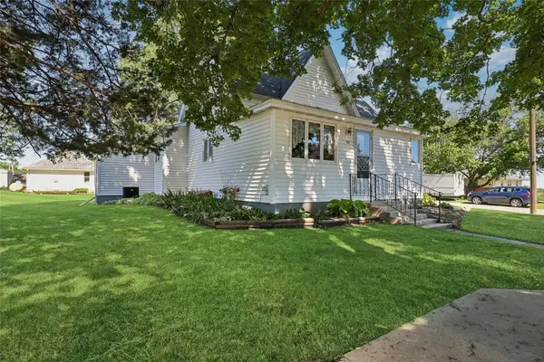 201 Highway 85 Highway, Deep River, IA 52222