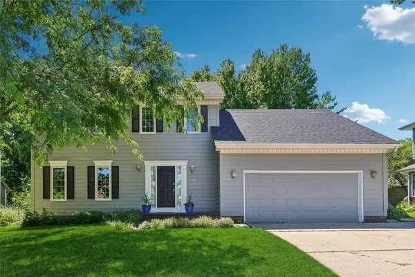 804 Prairie View Drive, West Des Moines, IA 50266