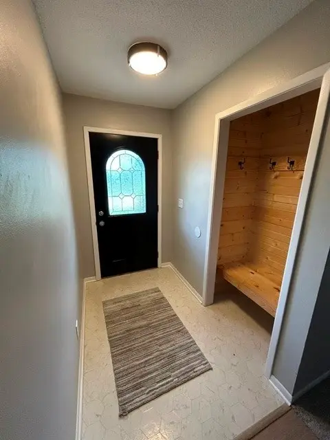 409 E 10th Street, Tama, IA 52339 - #2