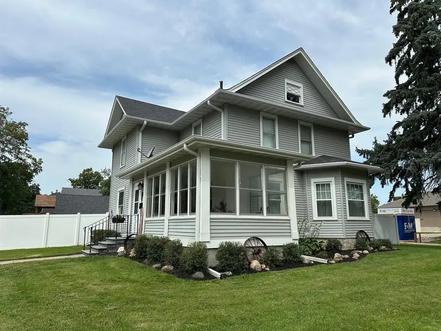 59 E Benton Street, Winterset, IA 50273 - #2