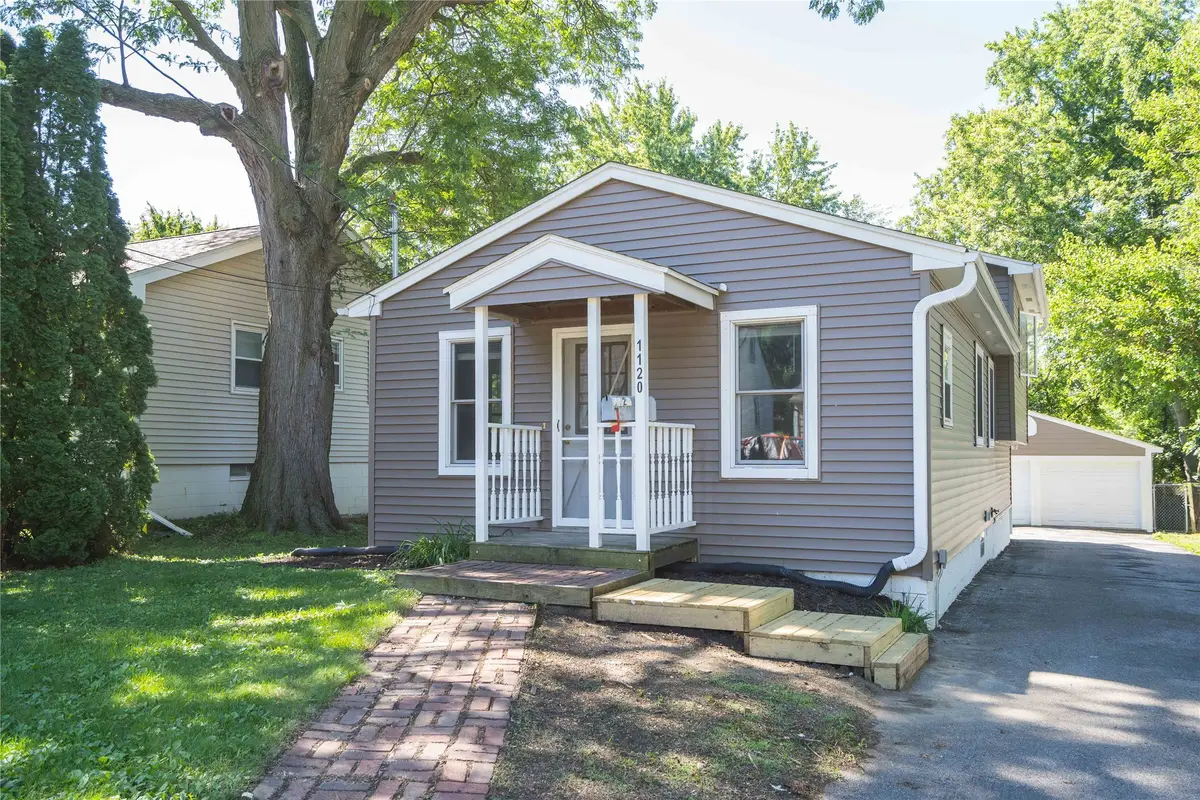 1120 Maish Avenue, Des Moines, IA 50315 - #1