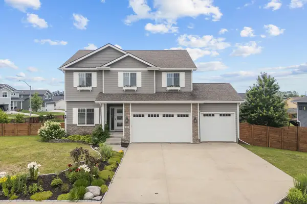 400 SE Tallgrass Lane, Waukee, IA 50263