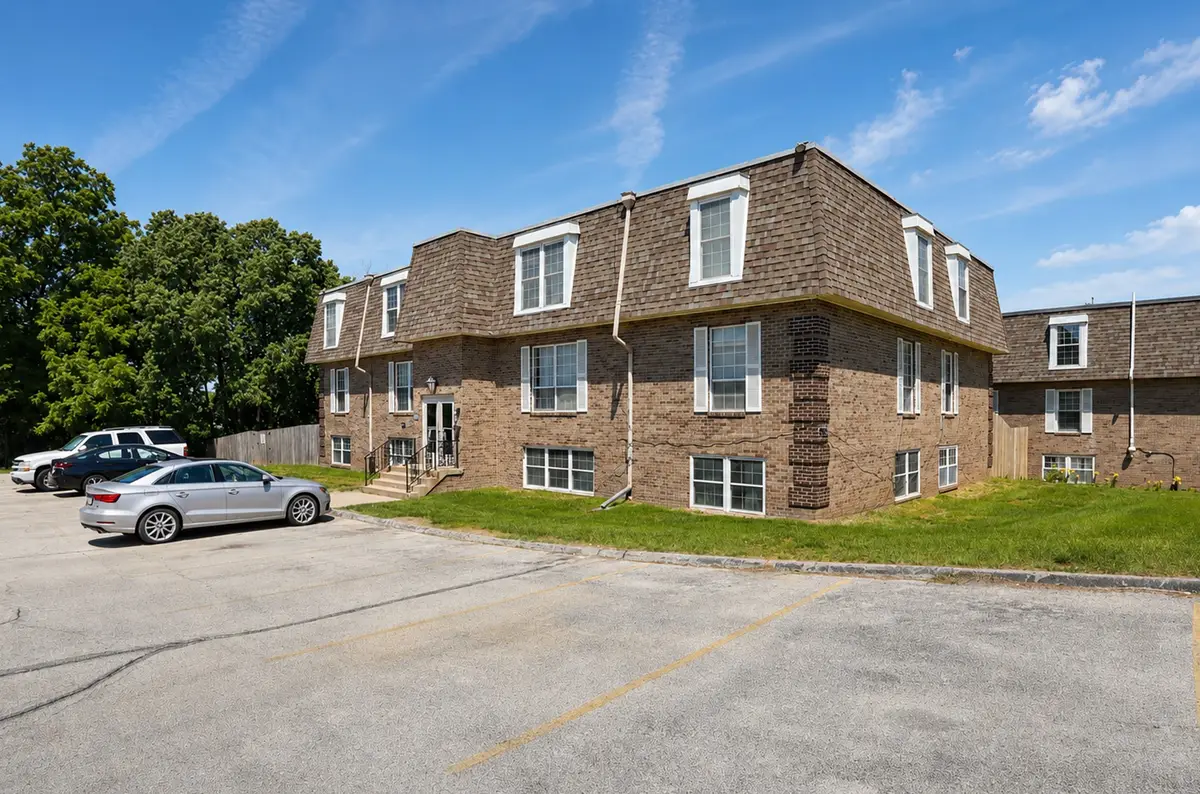 1100 E 6th Street #2, Des Moines, IA 50316 - #1