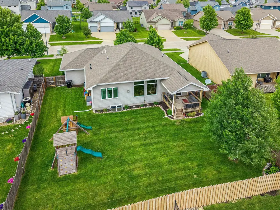 590 NE Meridian Drive, Waukee, IA 50263 - #2