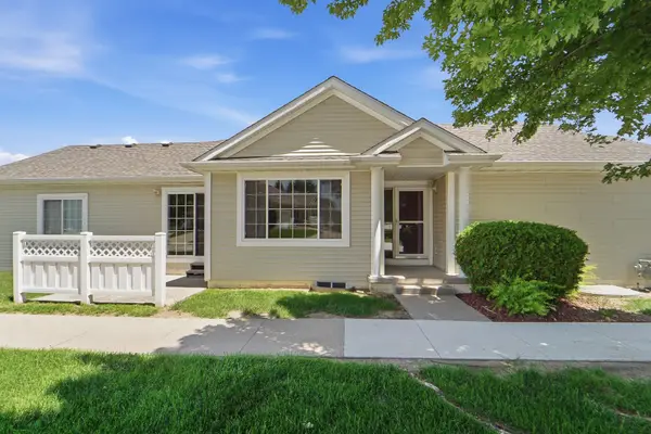15448 Walnut Hills Drive, Urbandale, IA 50323