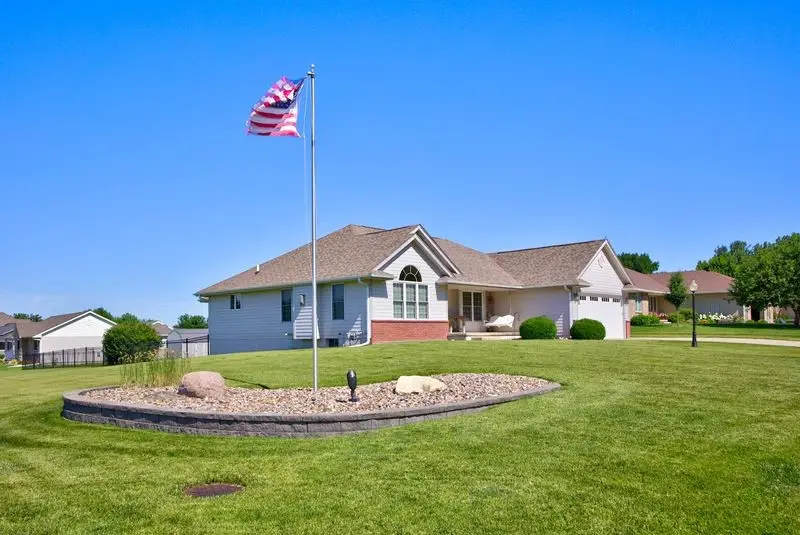 5764 NW 3rd Court, Des Moines, IA 50313 - #1