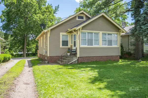 2802 Payne Road, Des Moines, IA 50310