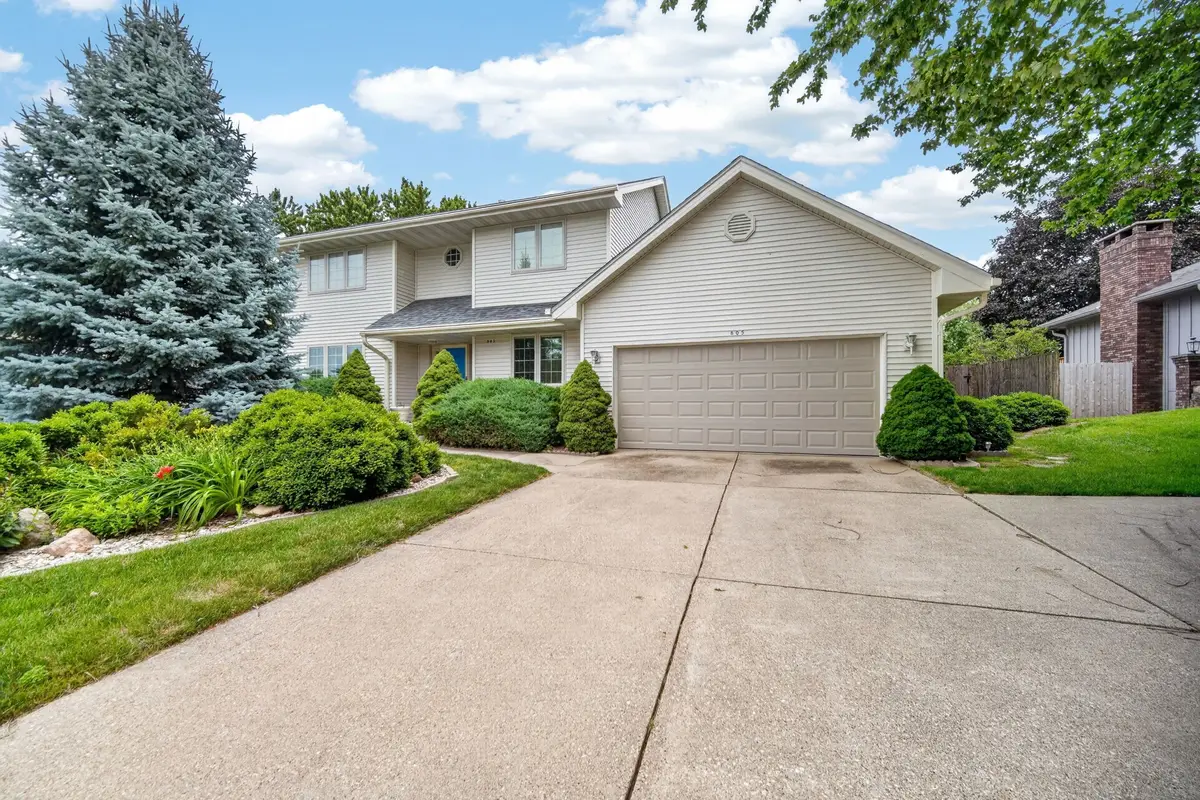 805 Valley West Drive, West Des Moines, IA 50265 - #1