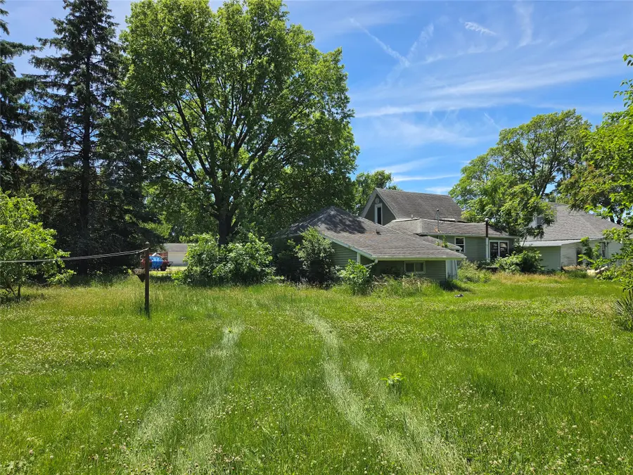 907 Ross Avenue, Stratford, IA 50249 - #2
