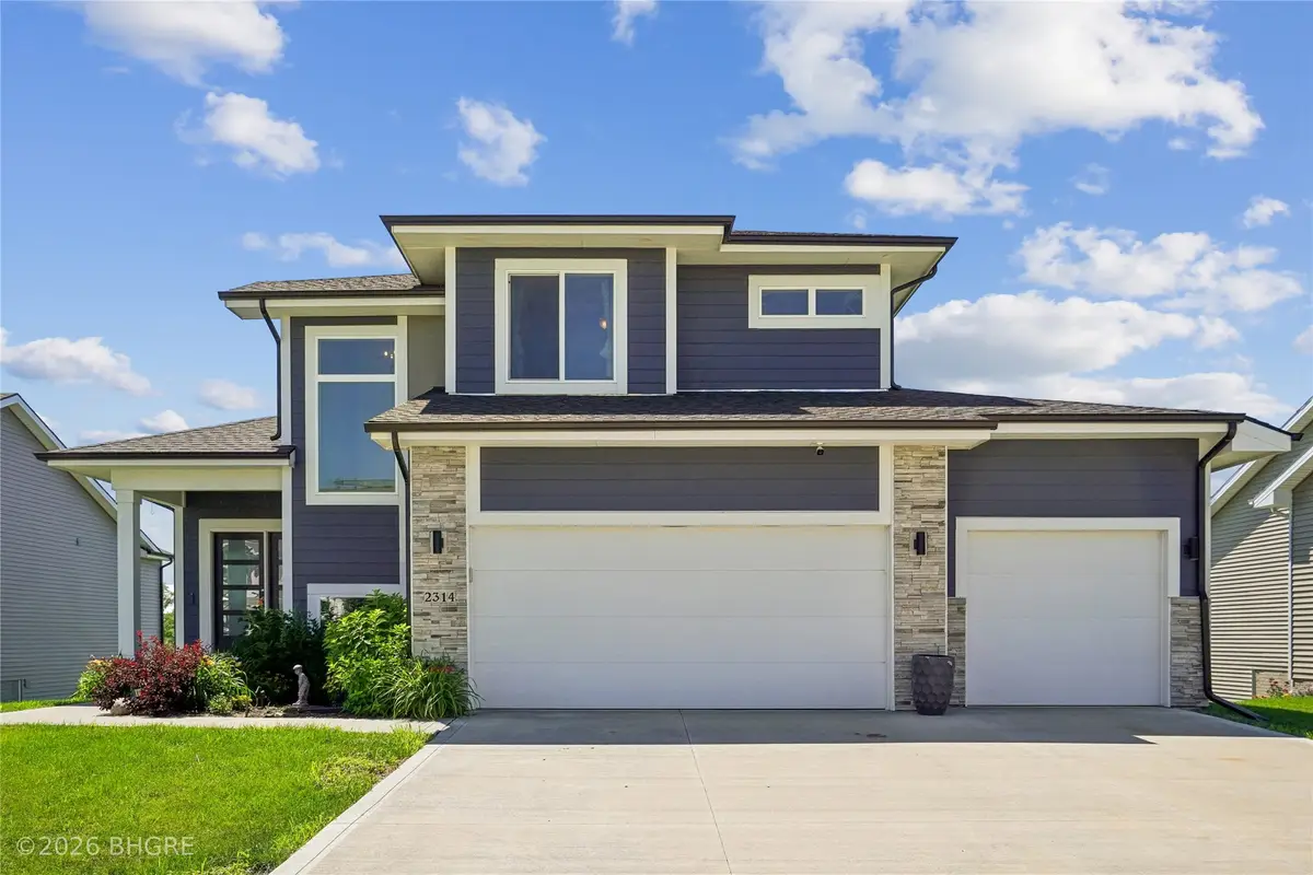 2314 E 50th Court, Des Moines, IA 50317 - #1